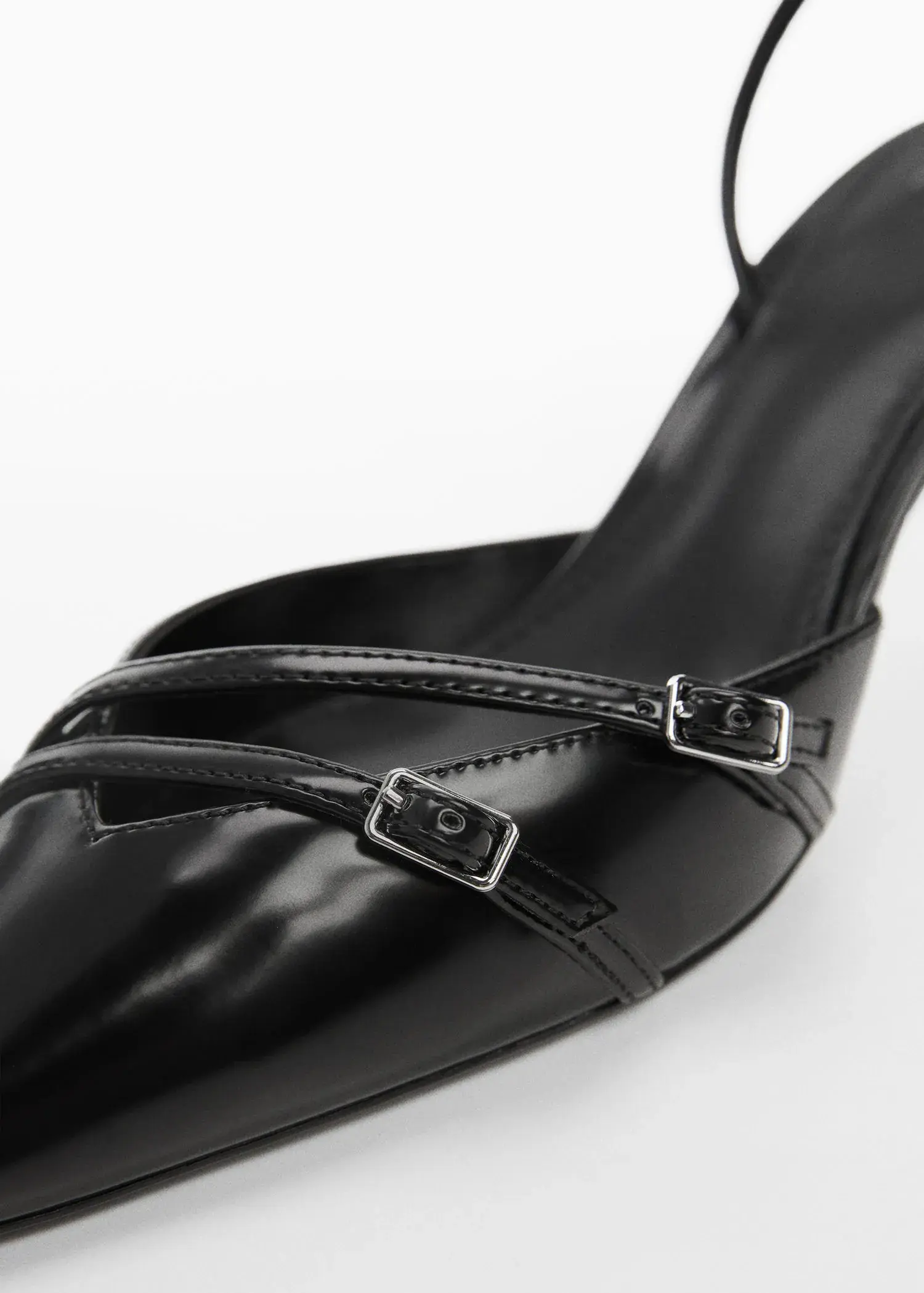 Mango Slingback heeled shoes with buckle. 3