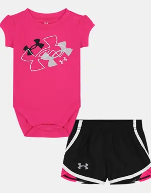 Newborn Girls' UA Floating Logo Set