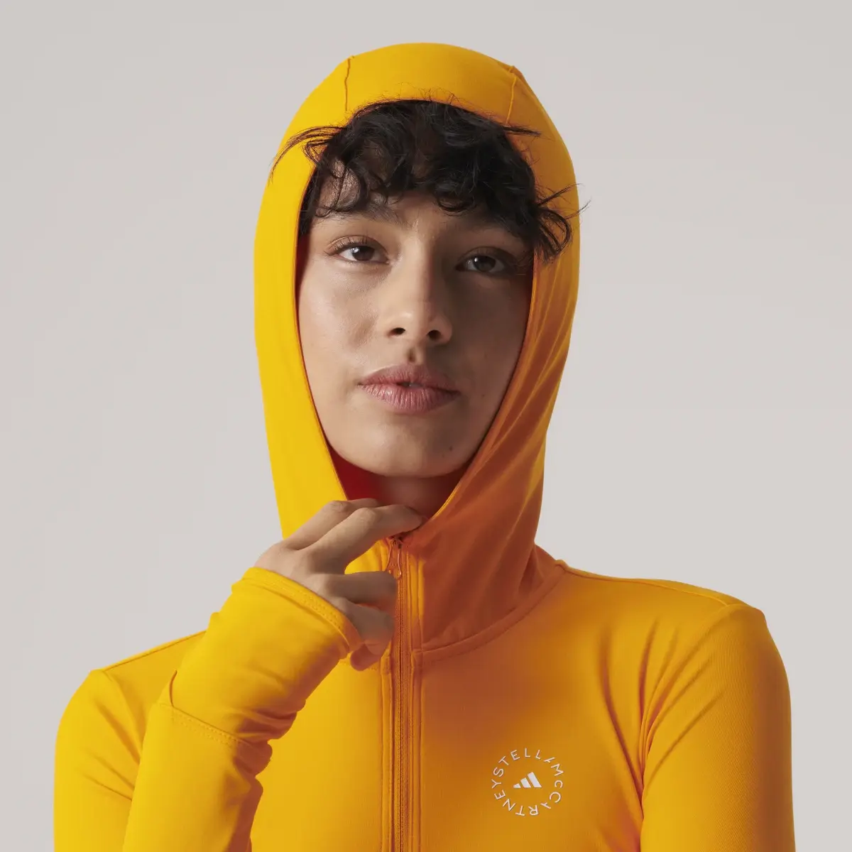 Adidas Sudadera con capucha adidas by Stella McCartney TruePace. 2