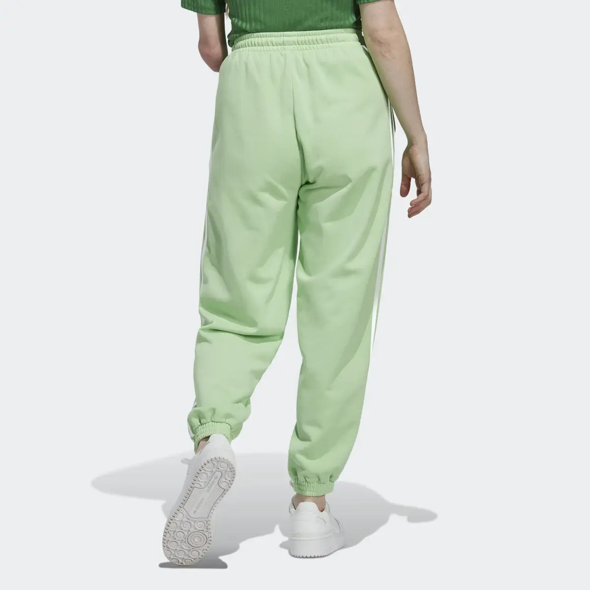 Adidas Pantalon sportswear. 2