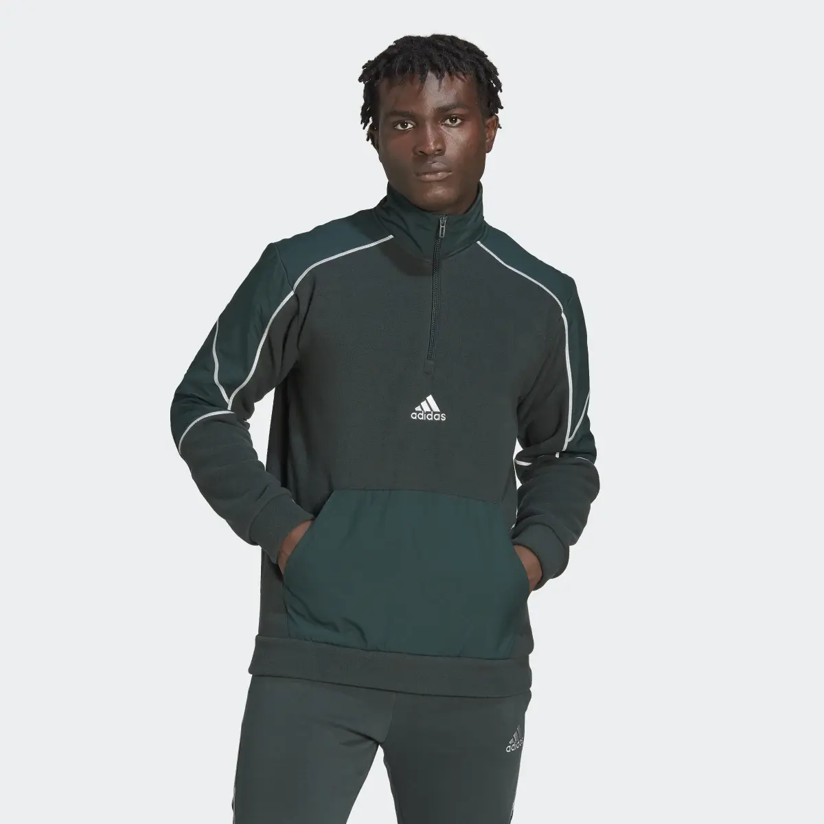 Adidas Essentials Reflect-in-the-Dark Polar Fleece Quarter-Zip Oberteil. 2
