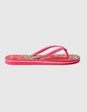 flip flops with exotic print
