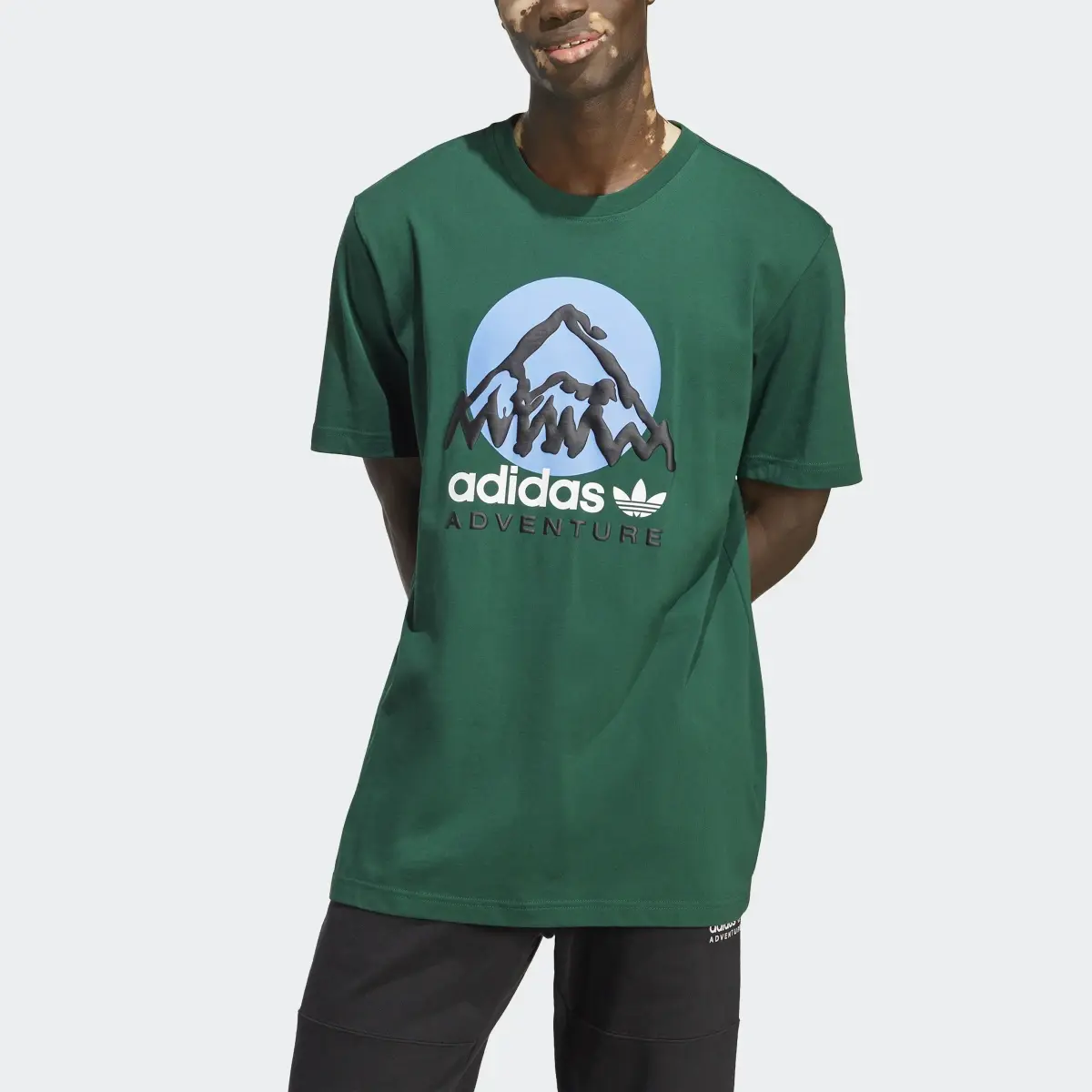 Adidas Adventure Mountain Front Tişört. 1