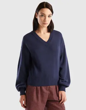 v-neck sweater in wool blend