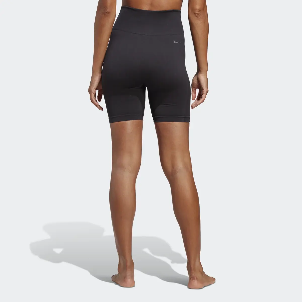 Adidas Yoga Studio AEROKNIT Bike Short Leggings. 2