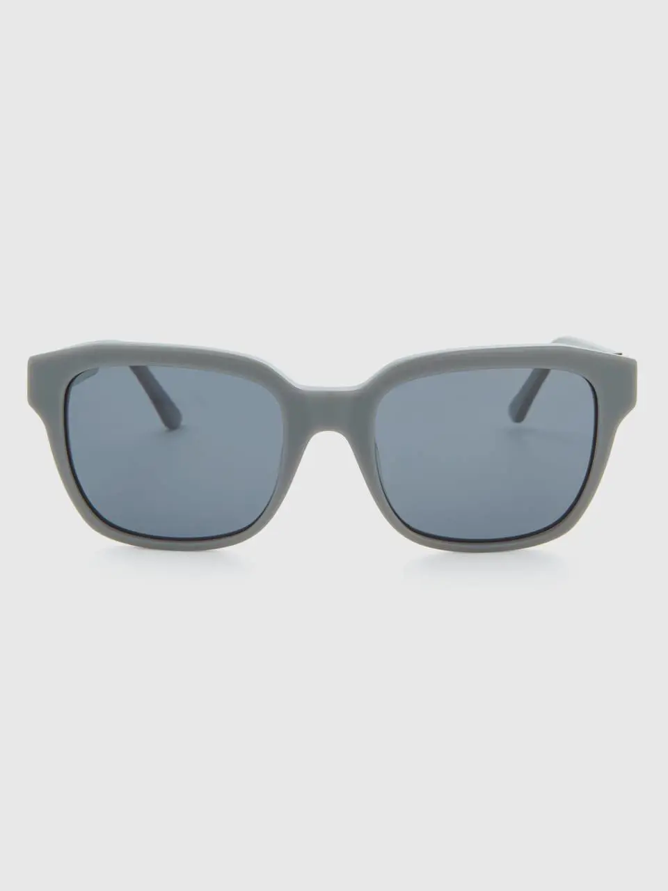 Benetton gray sunglasses with logo. 1