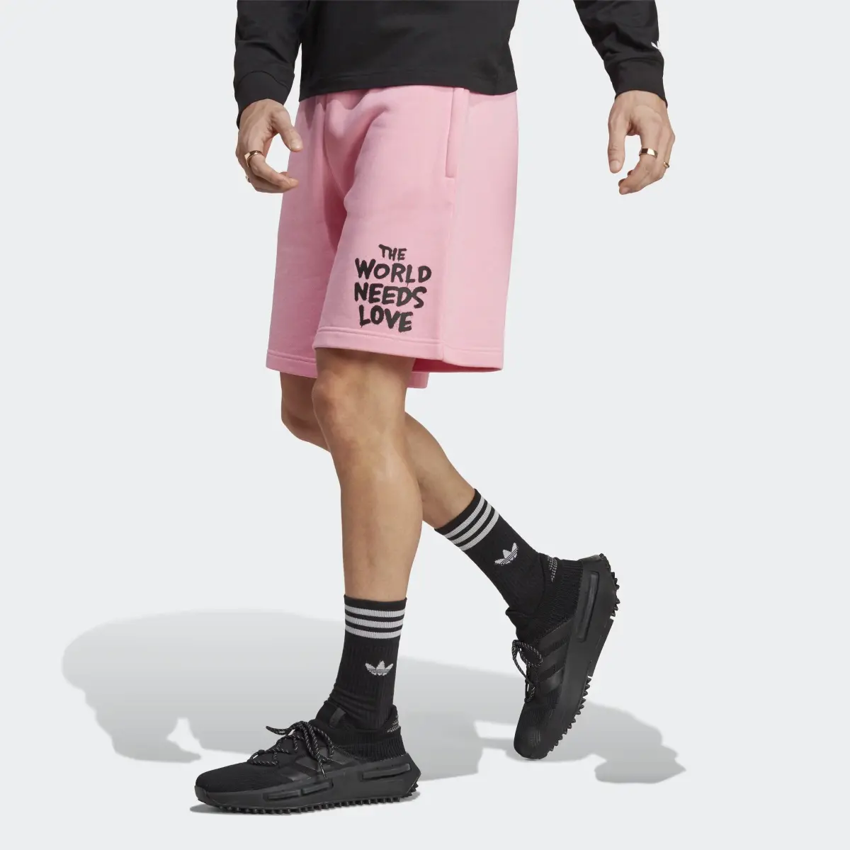 Adidas Originals x André Saraiva Shorts. 1