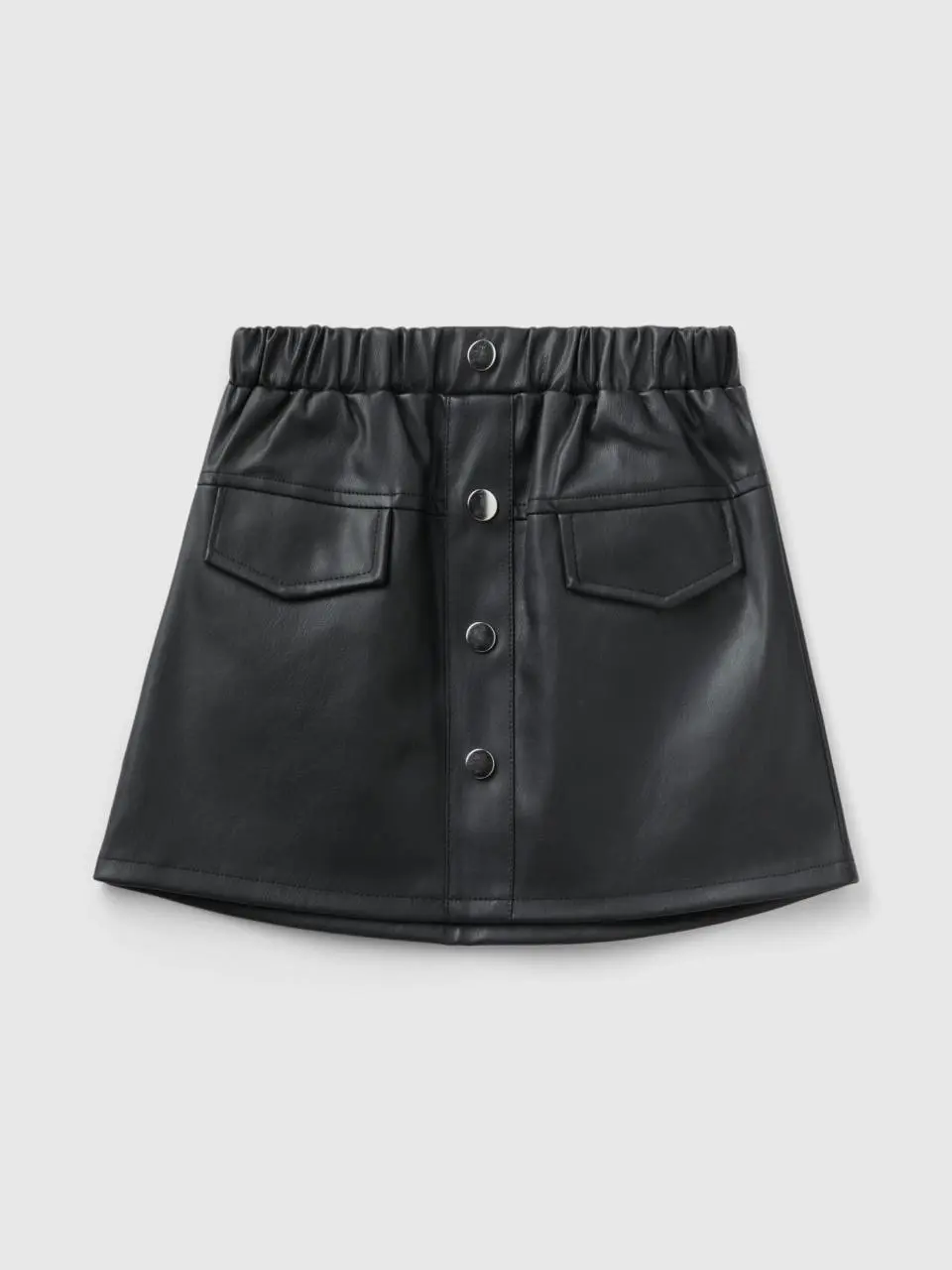 Benetton miniskirt in imitation leather. 1