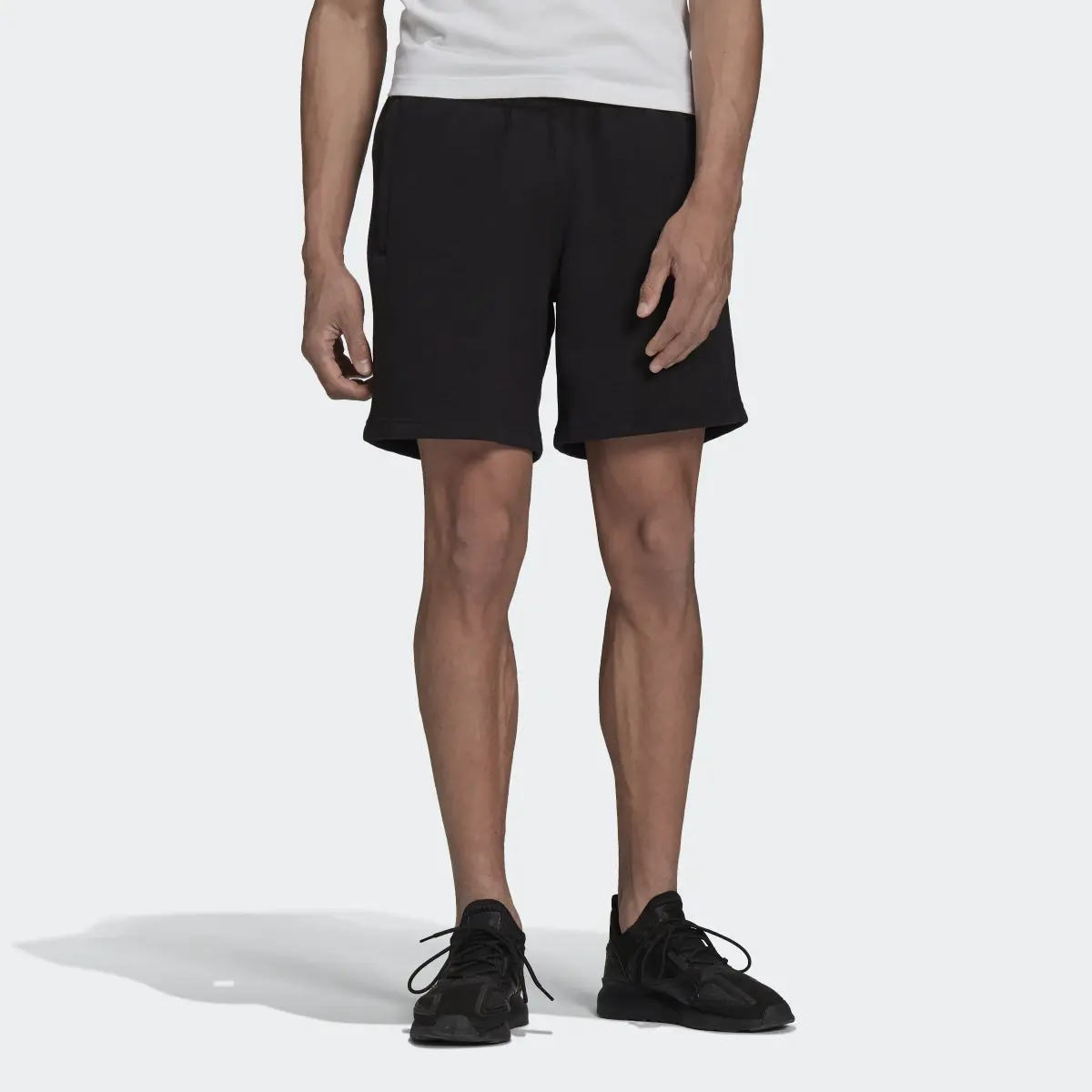 Adidas Adicolor Trefoil Shorts. 1
