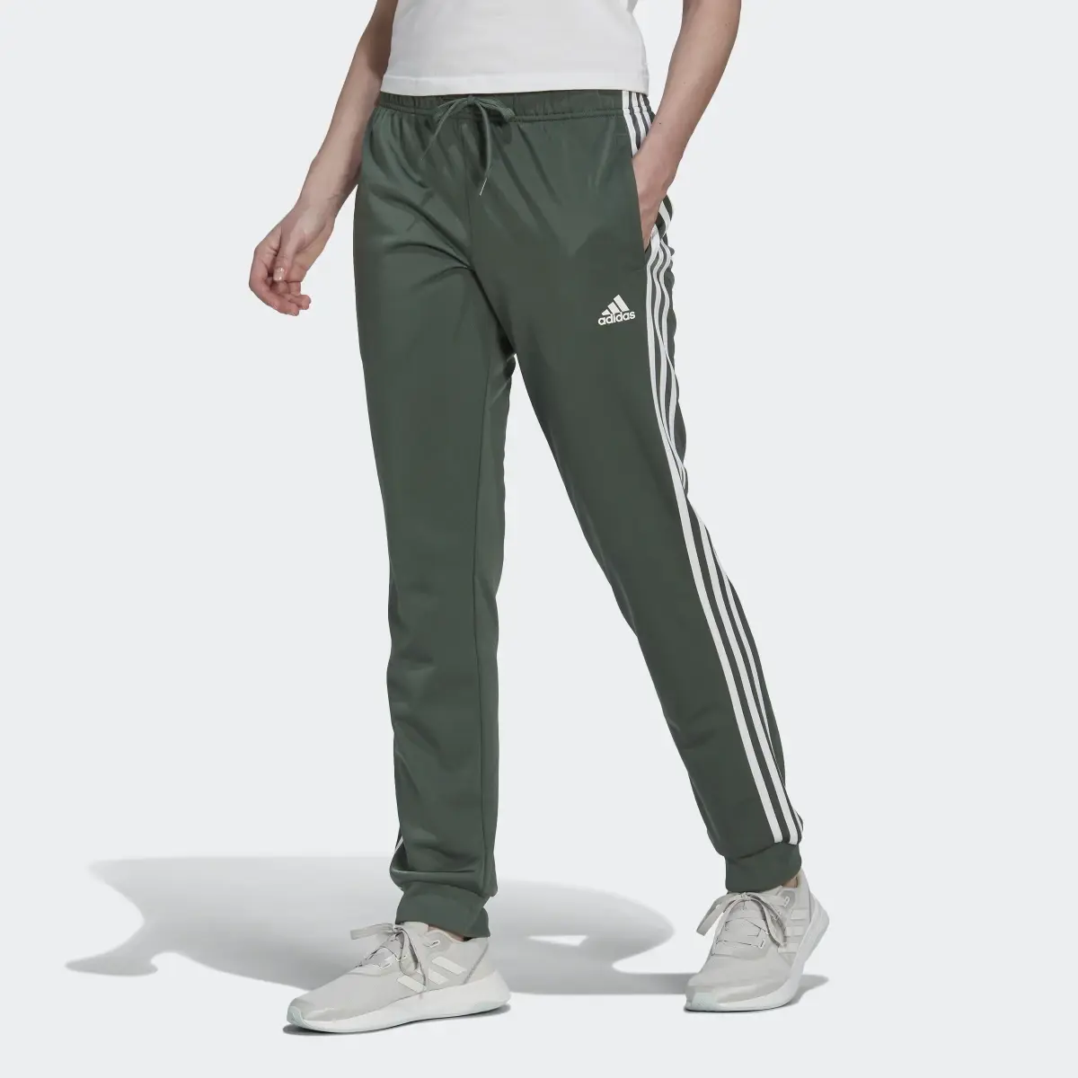 Adidas Primegreen Essentials Warm-Up Slim Tapered 3-Stripes Eşofman Altı. 1