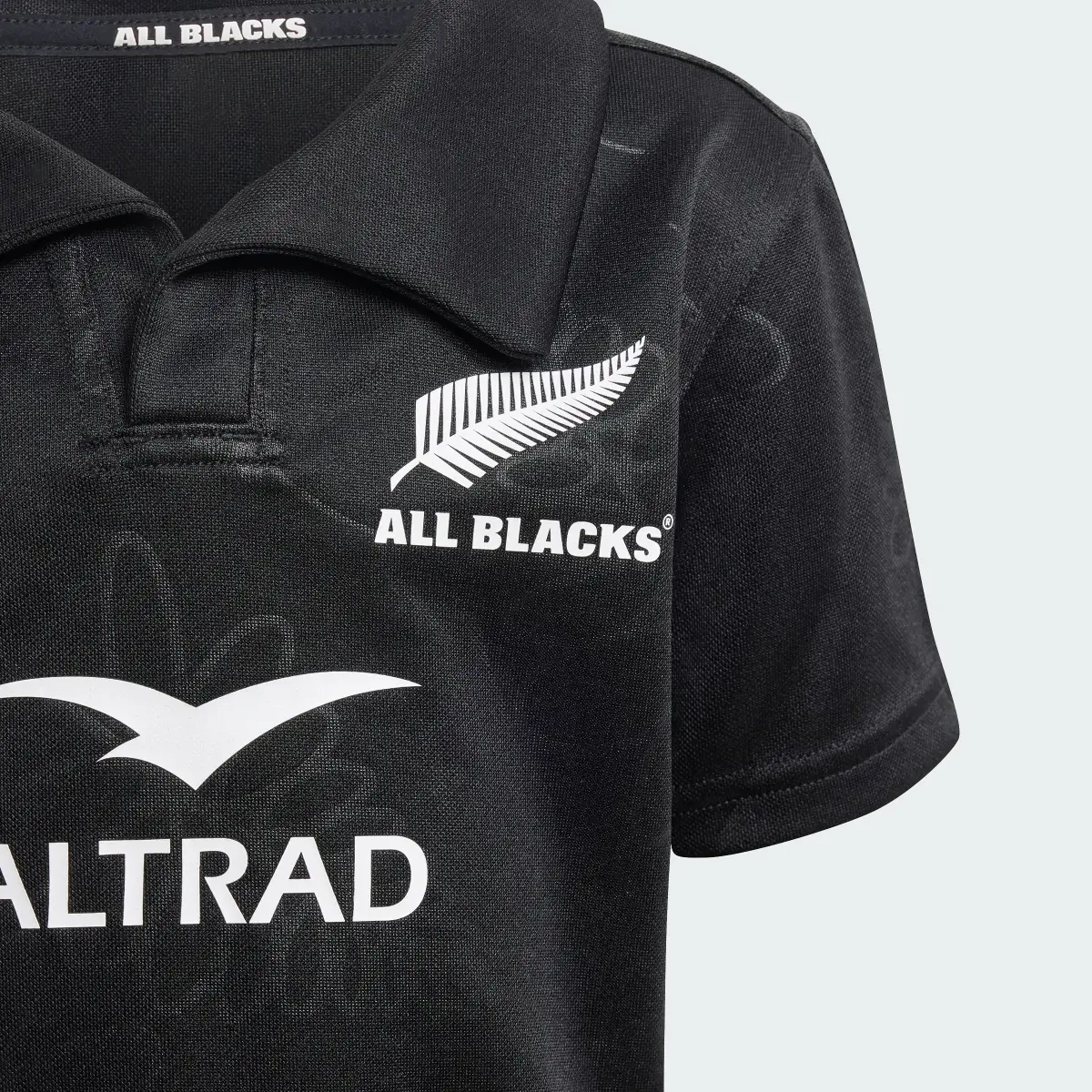 Adidas All Blacks Rugby Home Mini Kit. 3