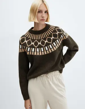 Sweter z okrągłym dekoltem i wzorami