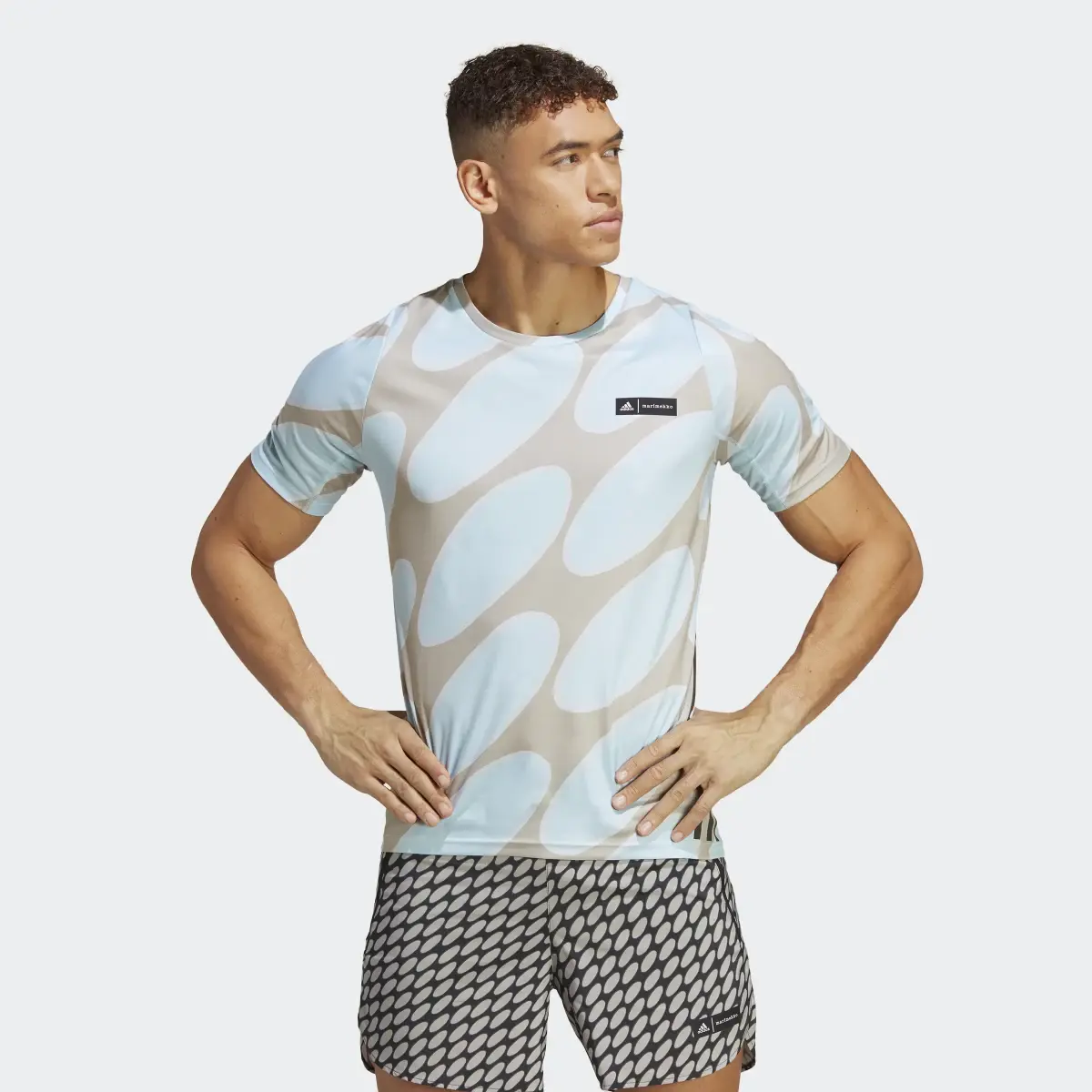 Adidas Playera Run Icons adidas x Marimekko 3 Franjas. 2