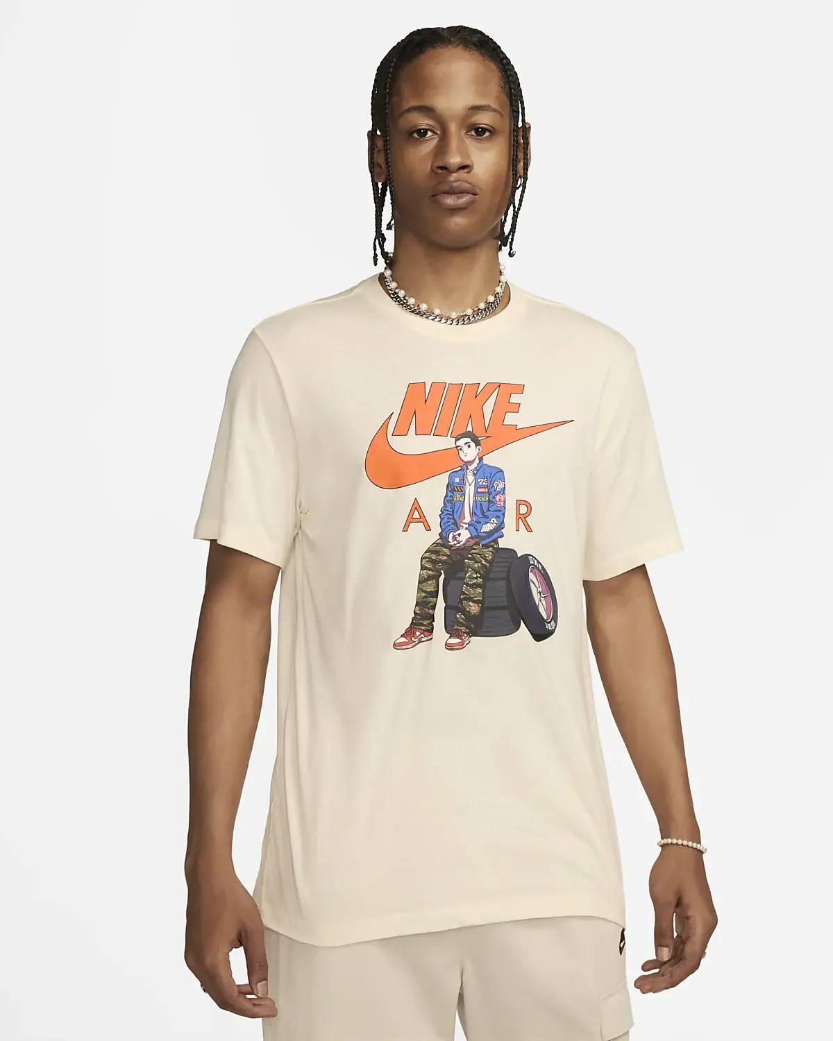 Nike Sportswear. 1