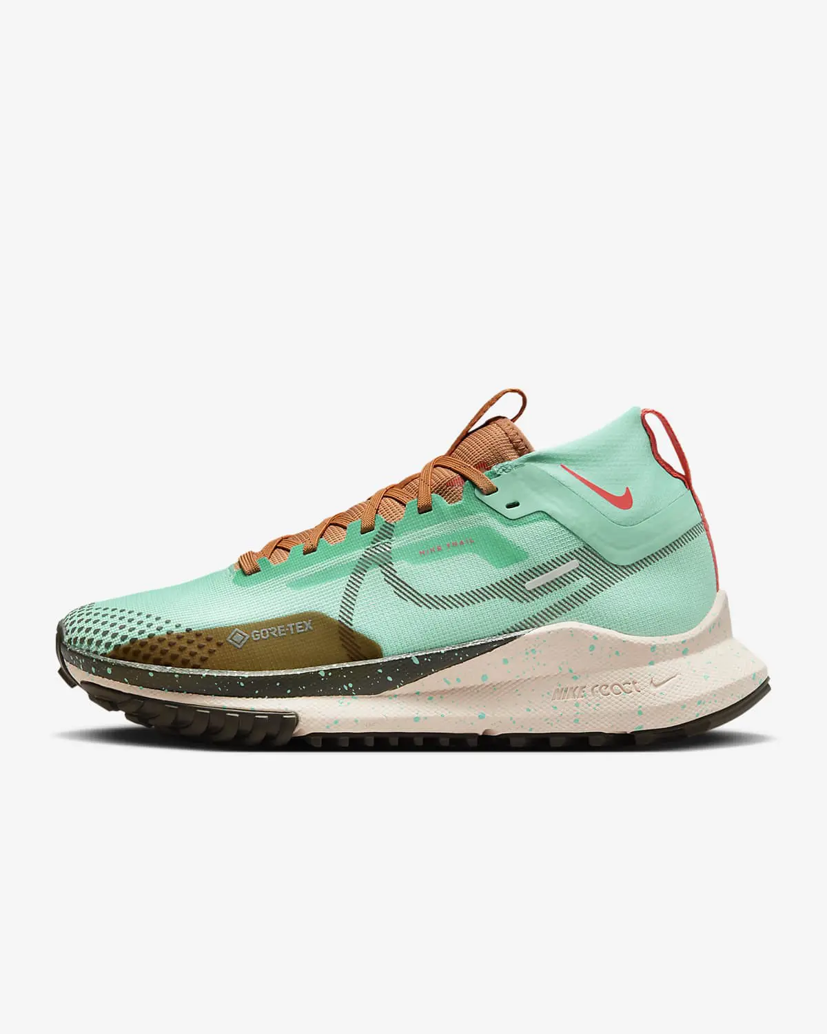 Nike Pegasus Trail 4 GORE-TEX. 1