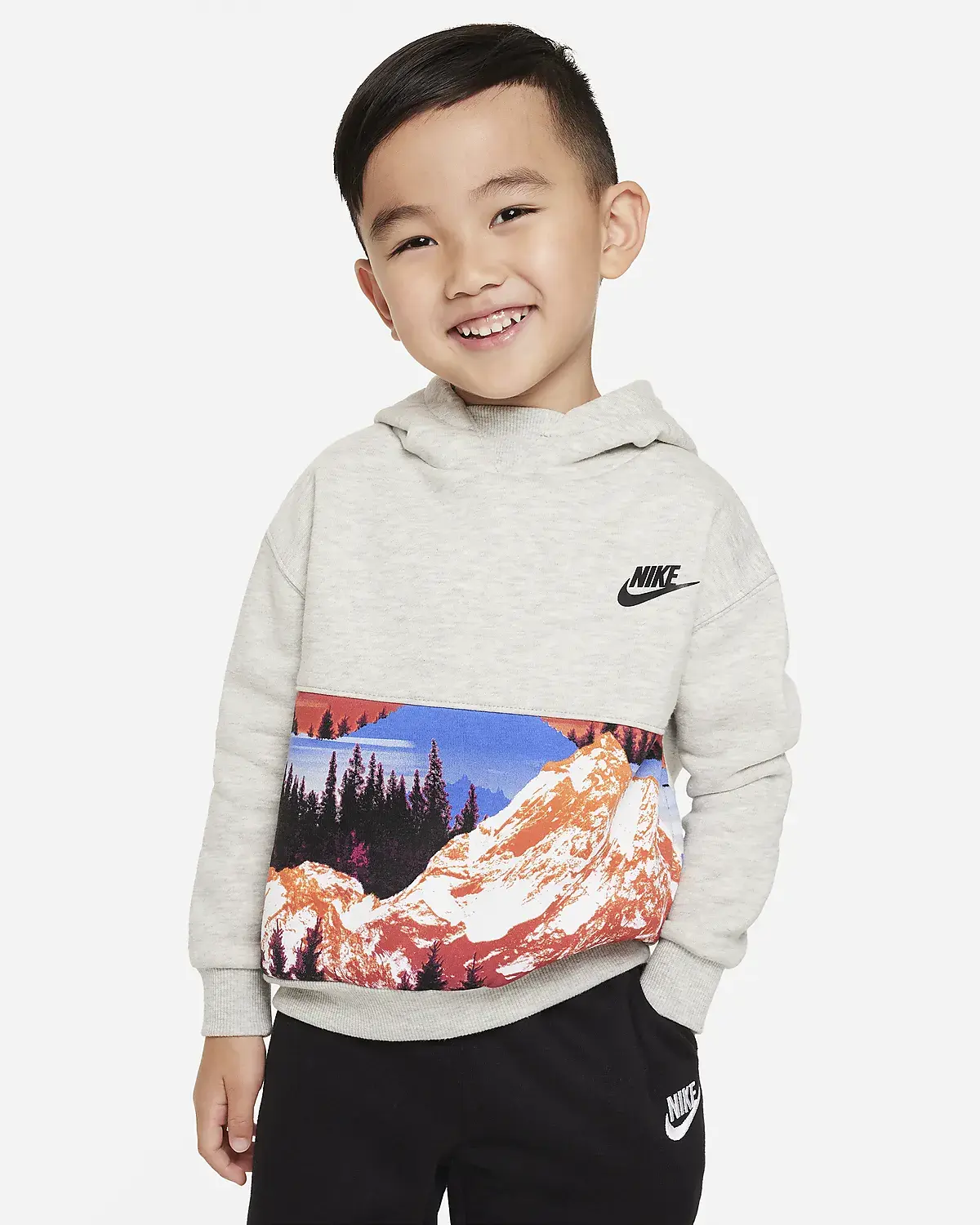 Nike Sportswear Snow Day Fleece Printed Pullover. 1