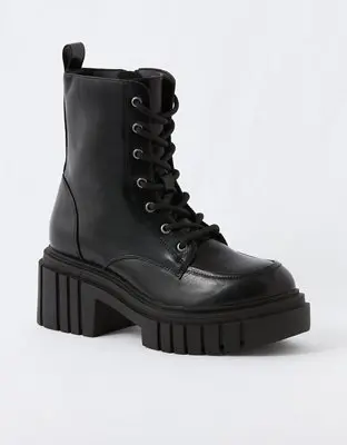 American Eagle Lace-Up Lug Boot. 1