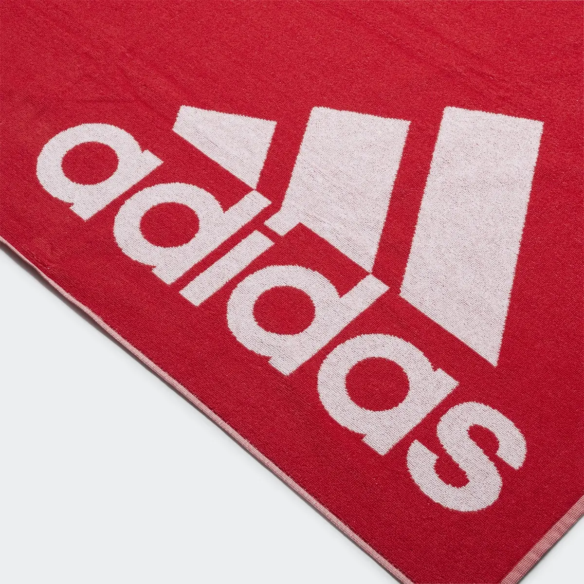 Adidas Towel Large. 3