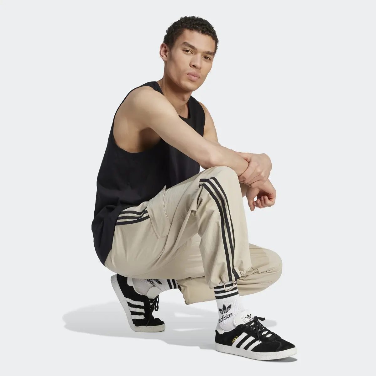 Adidas Adicolor Classics 3-Stripes Cargo Pants. 3