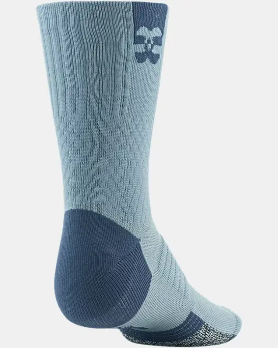 Under Armour Unisex UA ArmourDry™ Playmaker Mid-Crew Socks. 3