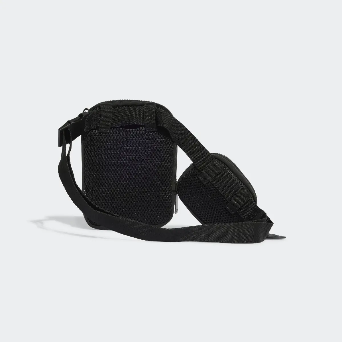 Adidas Belt Bag. 3