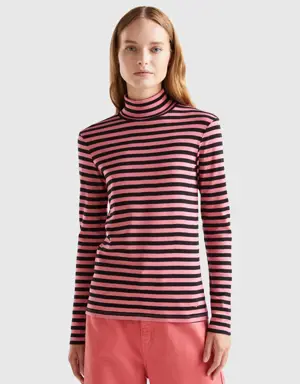 striped turtleneck t-shirt
