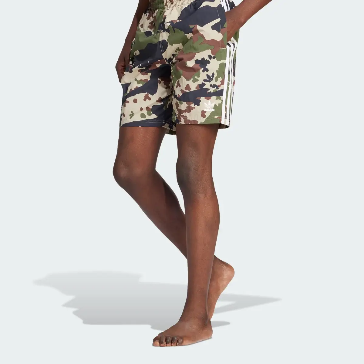 Adidas Short de bain imprimé camouflage intégral. 1