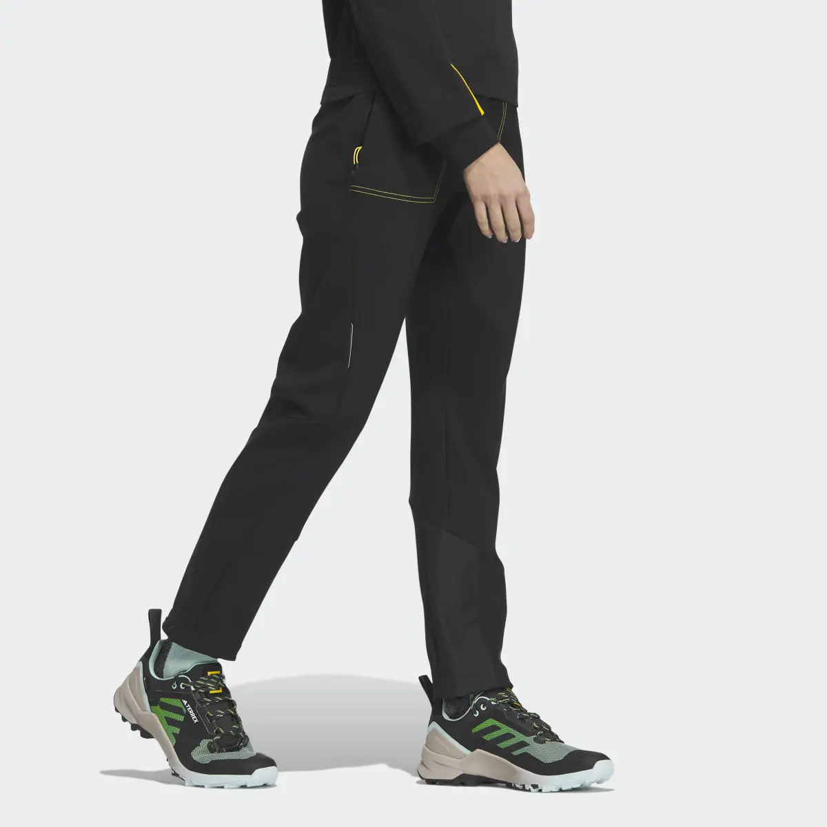 Adidas National Geographic Softshellhose. 3