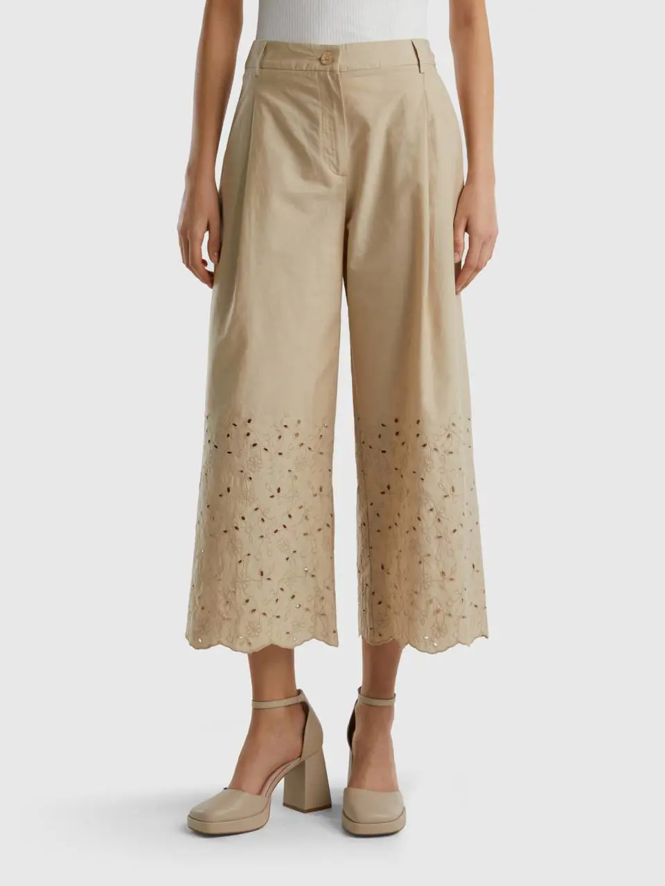 Benetton wide trousers with broderie anglaise embroidery. 1