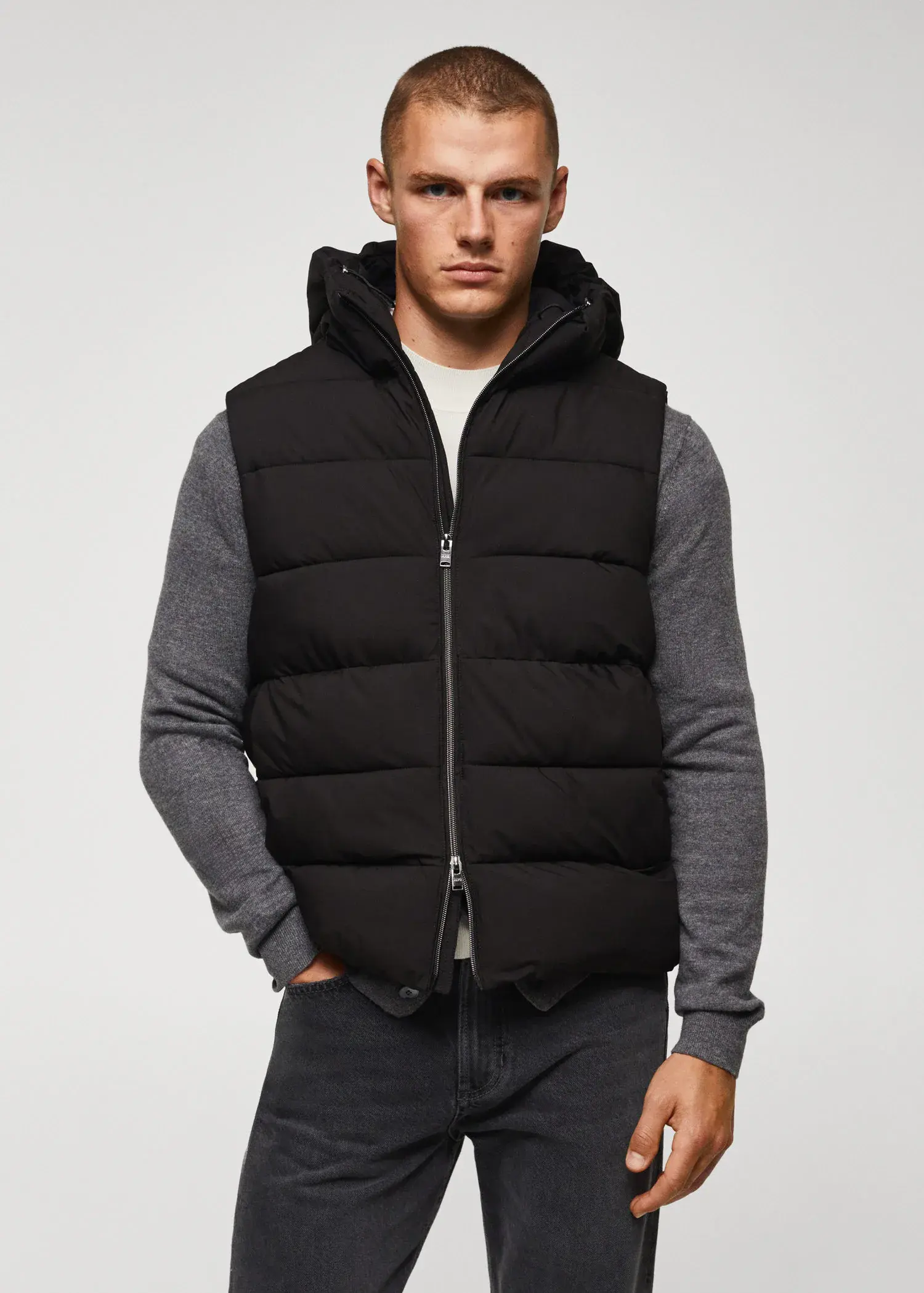 Mango Thermoregulating waterproof quilted gilet. 1