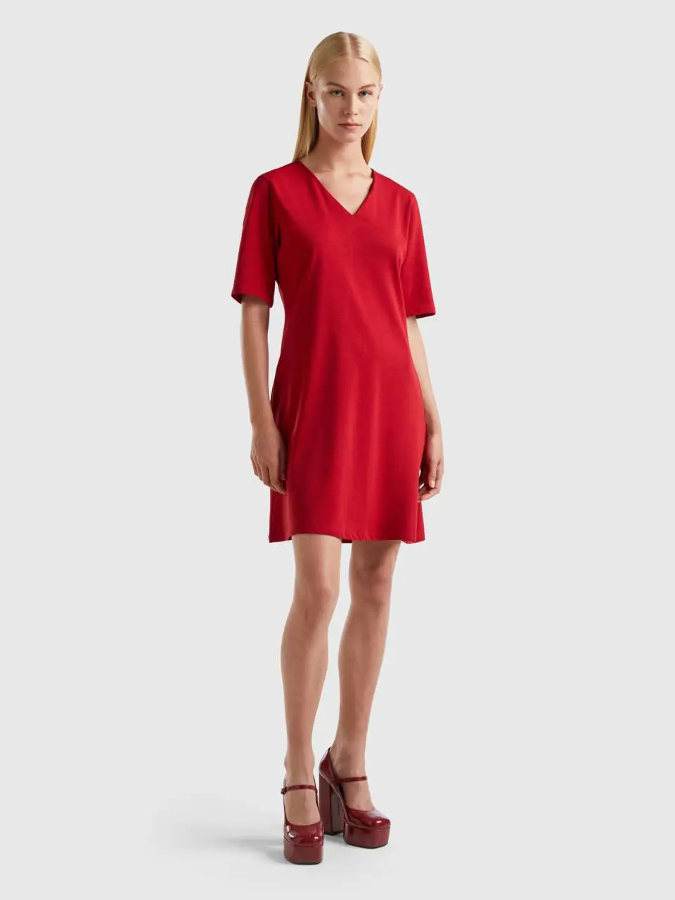 Benetton v-neck dress in pure cotton. 1