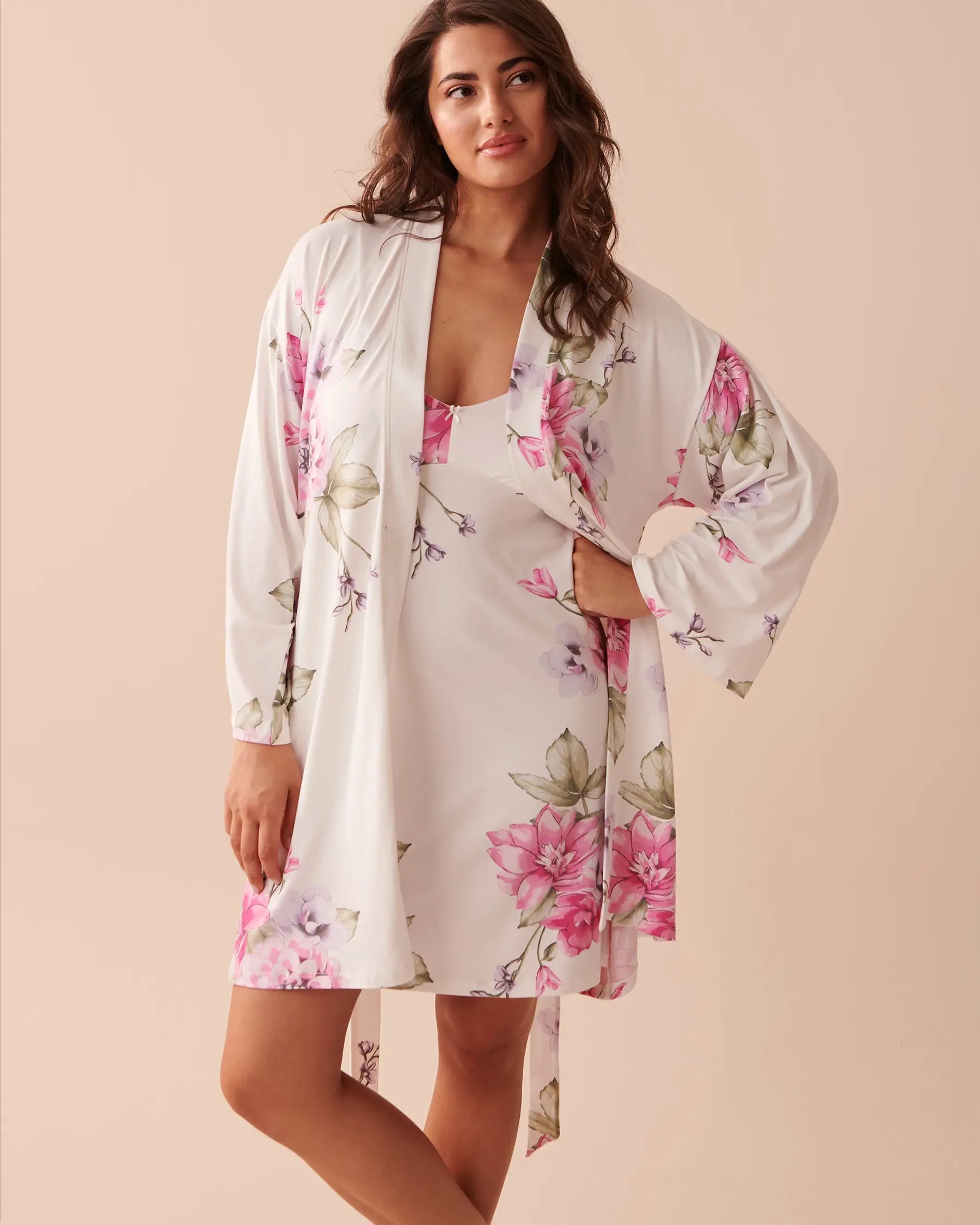 La Vie en Rose Floral Super Soft Kimono. 3