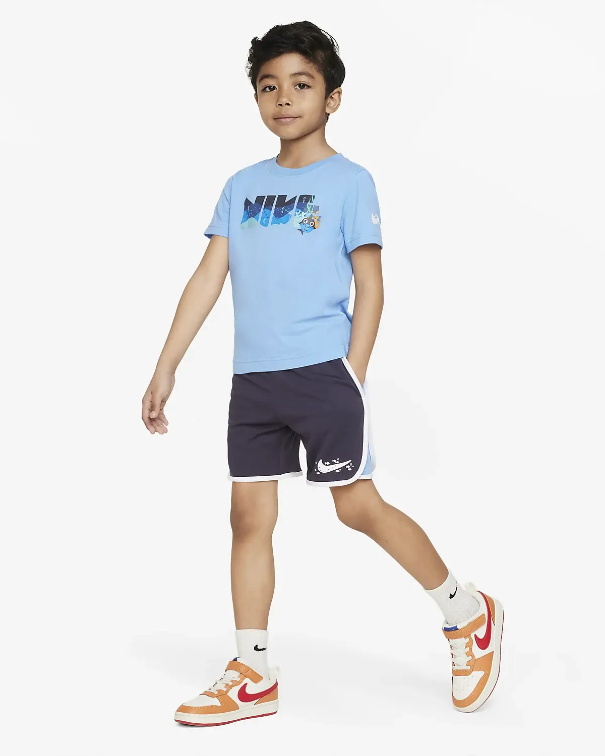 Nike Completo con shorts in mesh Nike Sportswear Coral Reef. 1