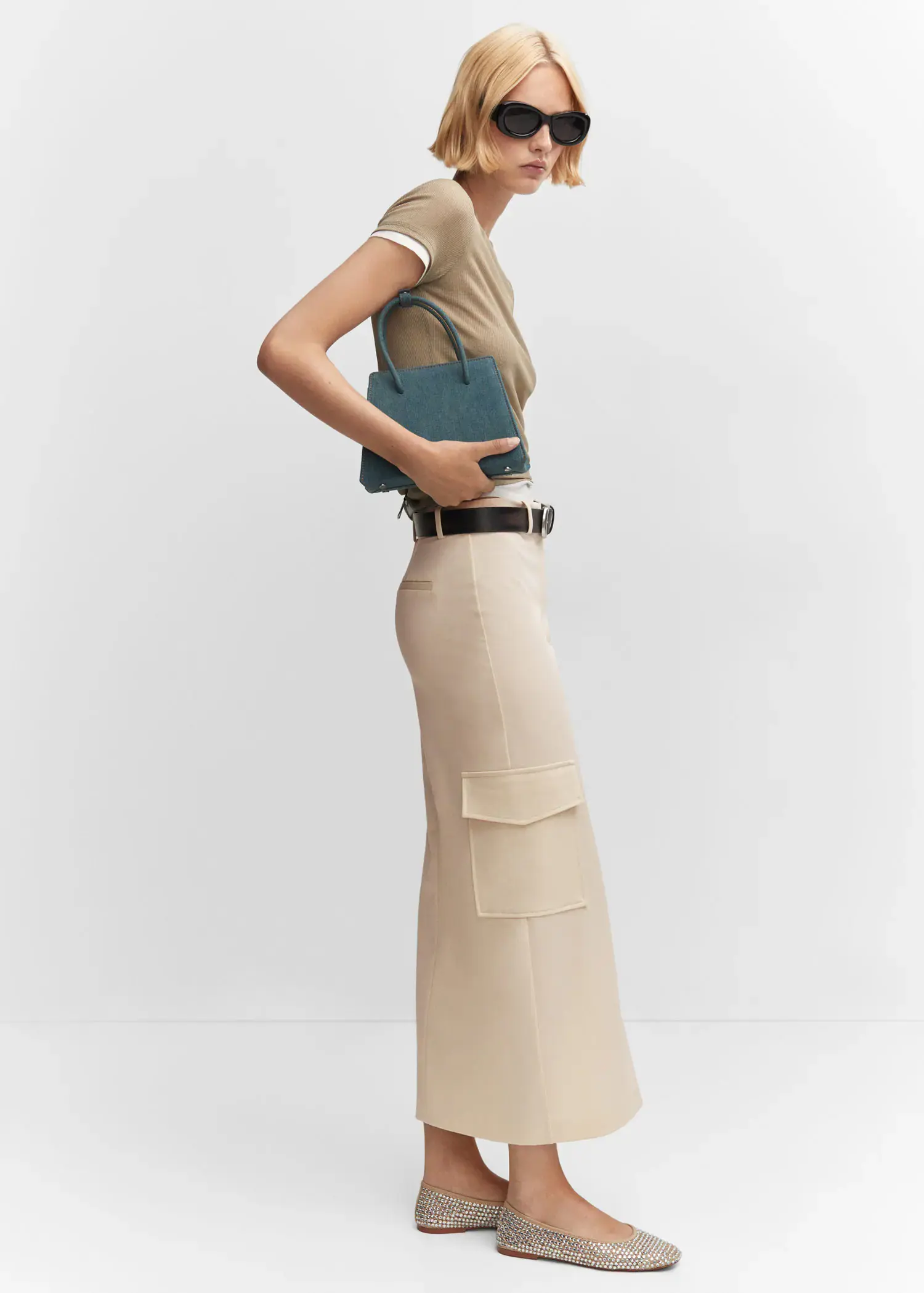 Mango Cargo skirt with slit. 1