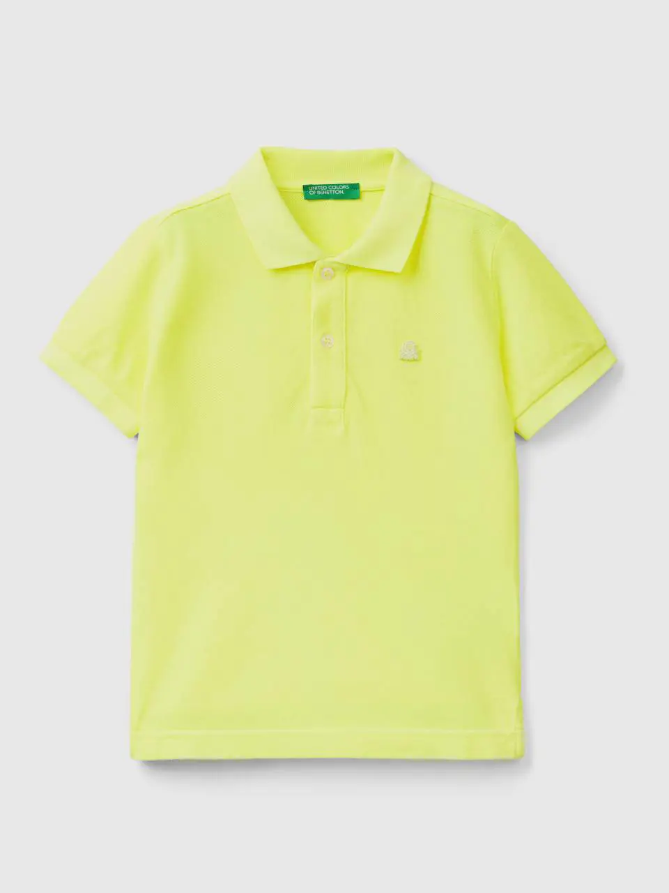 Benetton neon polo in organic cotton. 1