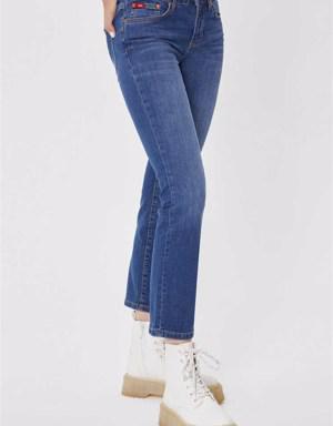 Lee Cooper Susie Kadın Highrise Straight Fit Jean Pantolon Burgos Mid. 3 Lee Cooper Susie Kadın Highrise Straight Fit Jean Pantolon Burgos Mid. 3