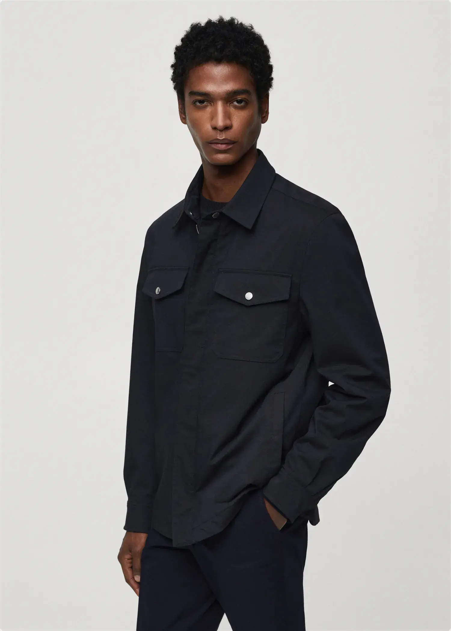 Mango Water-repellent overshirt with pockets. 2