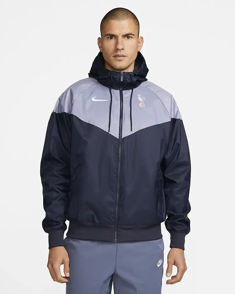 Nike Tottenham Hotspur Sport Essentials Windrunner. 1