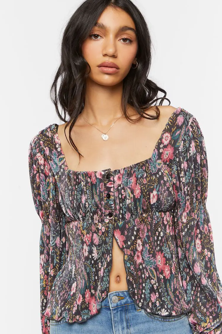 Forever 21 Forever 21 Floral Plisse Split Front Top Black/Multi. 1