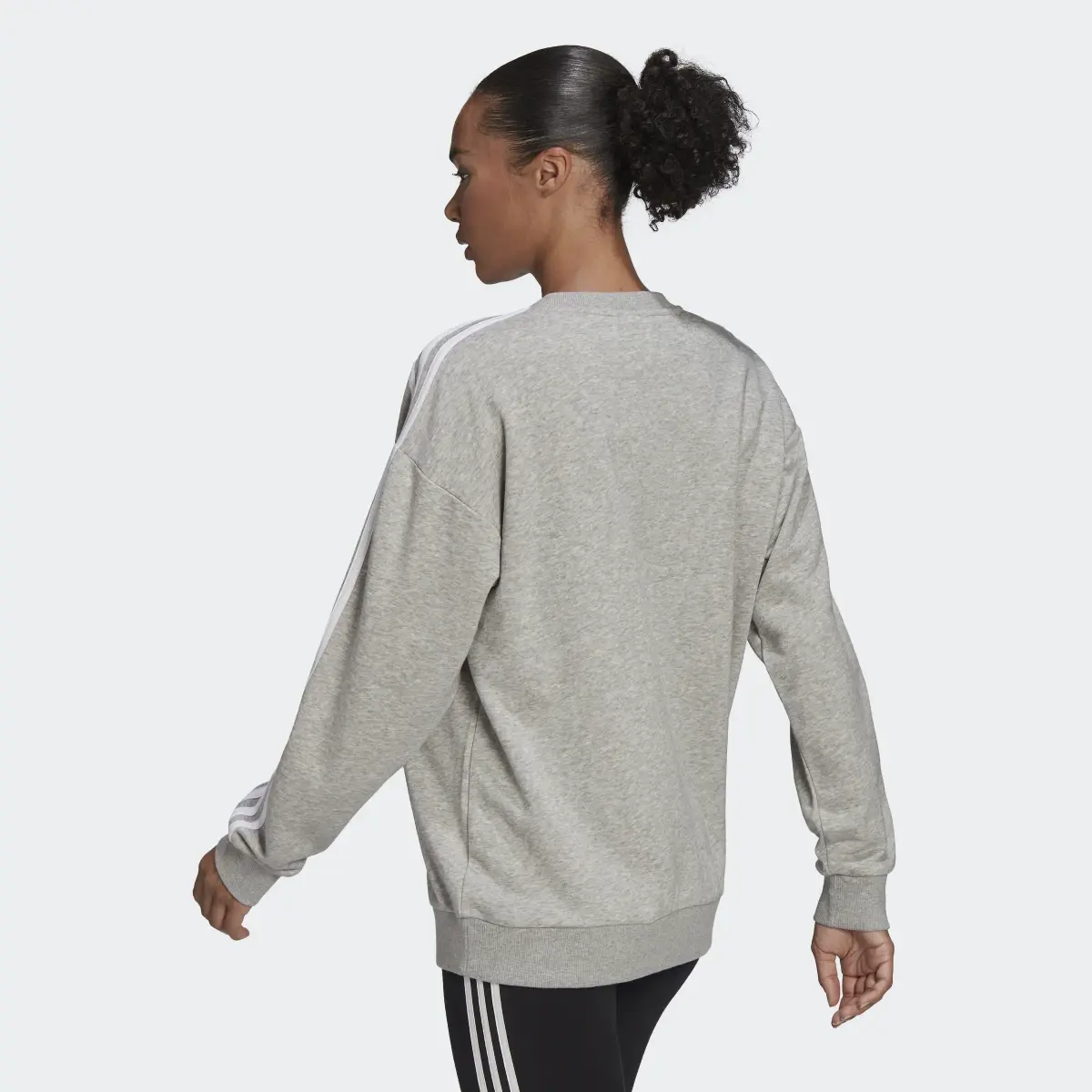 Adidas Essentials Studio Lounge 3-Streifen Sweatshirt. 3