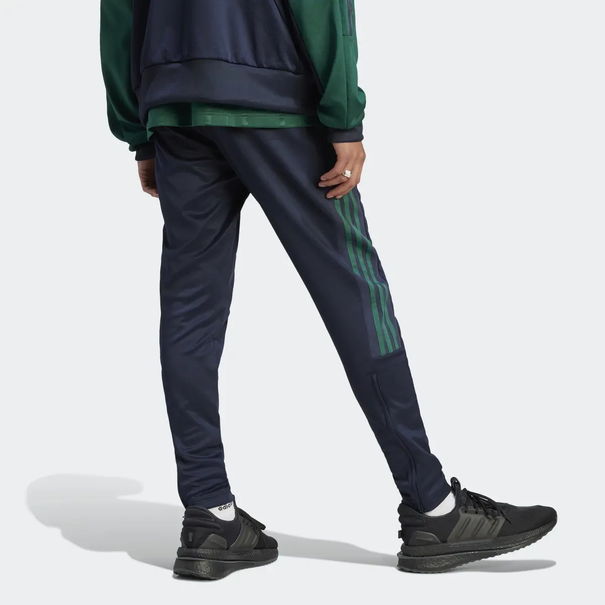 Adidas Pantalon Tiro. 2