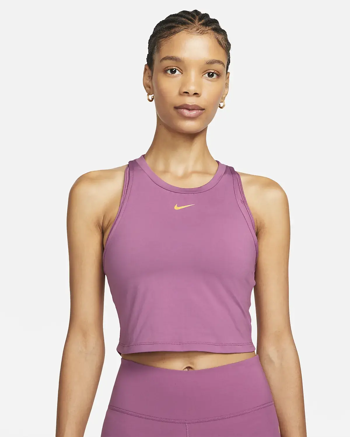 Nike Dri-FIT One Luxe. 1