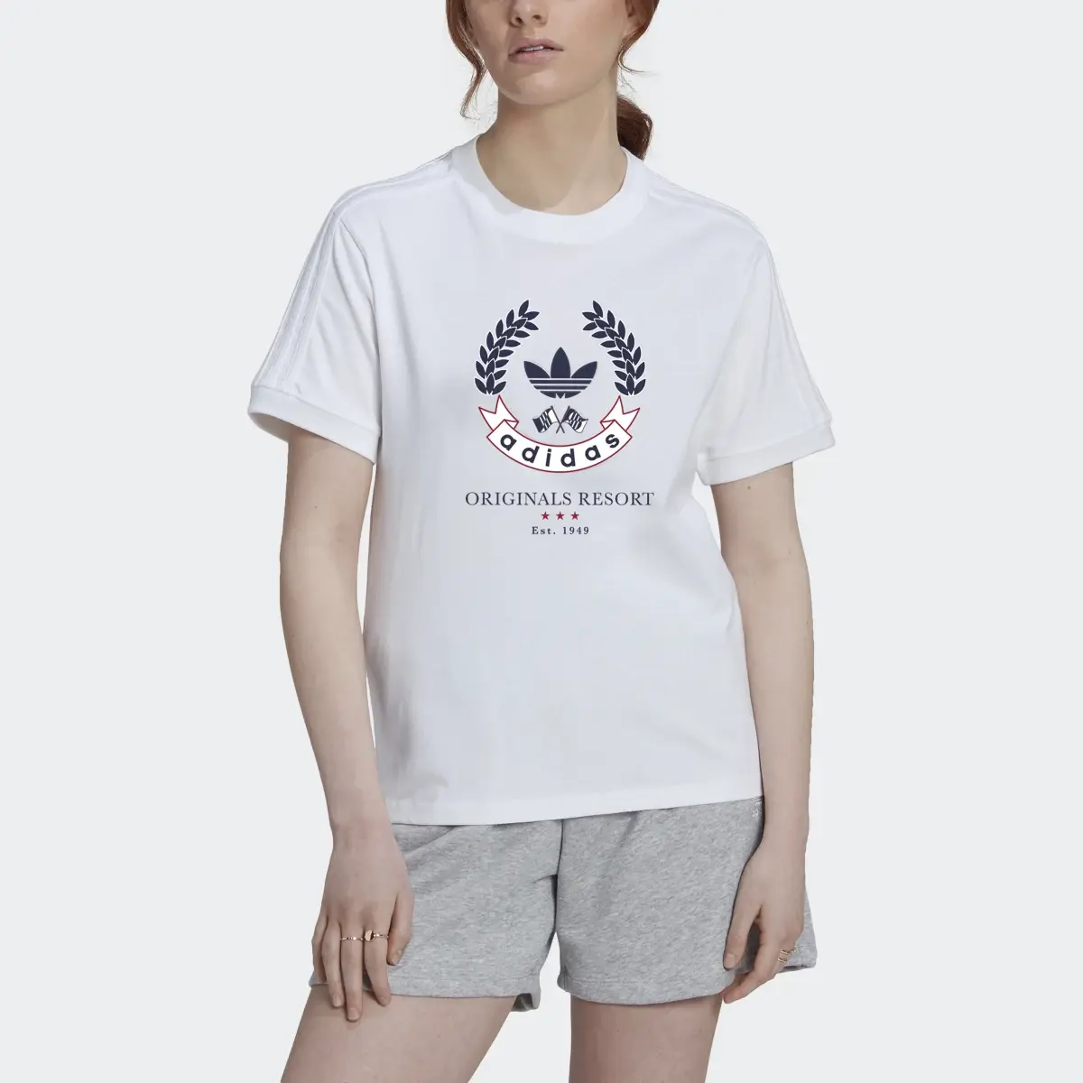 Adidas T-shirt com Emblema. 1