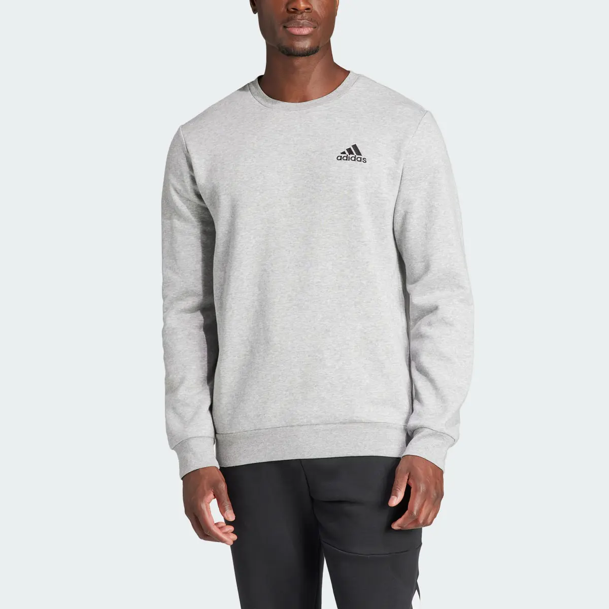 Adidas Sweatshirt em Fleece Studio Essentials. 1