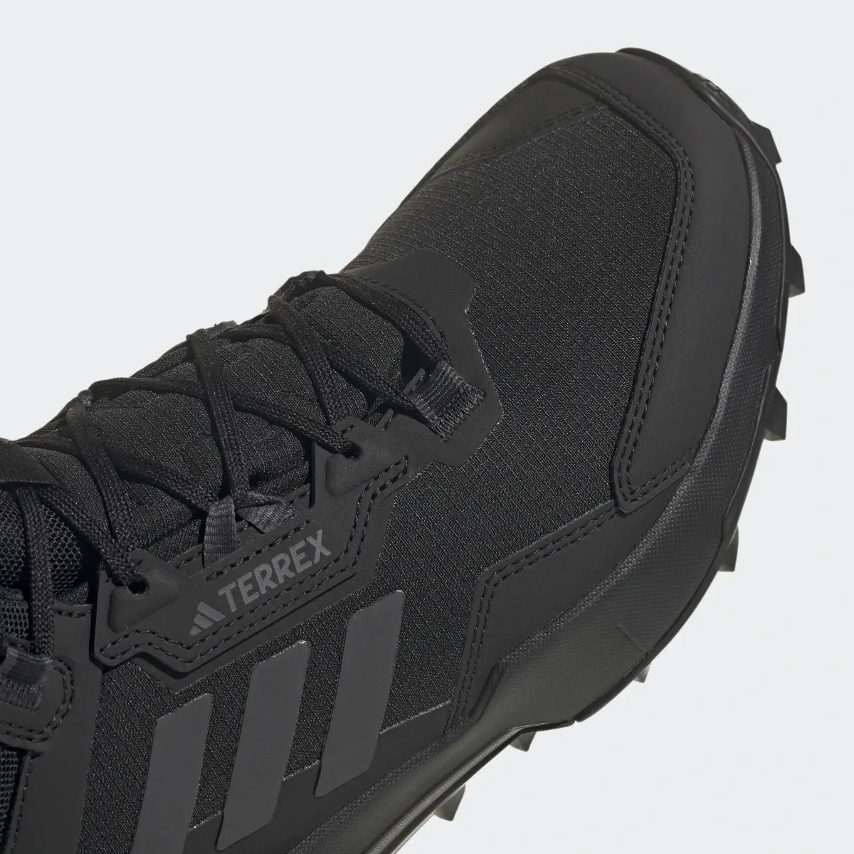 Adidas Terrex AX4 Mid GORE-TEX Yürüyüş Ayakkabısı. 3