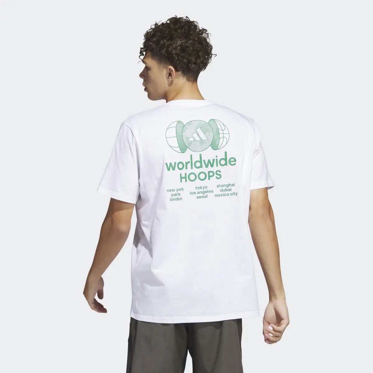 Adidas Playera Estampada Worldwide Hoops City Basketball. 3