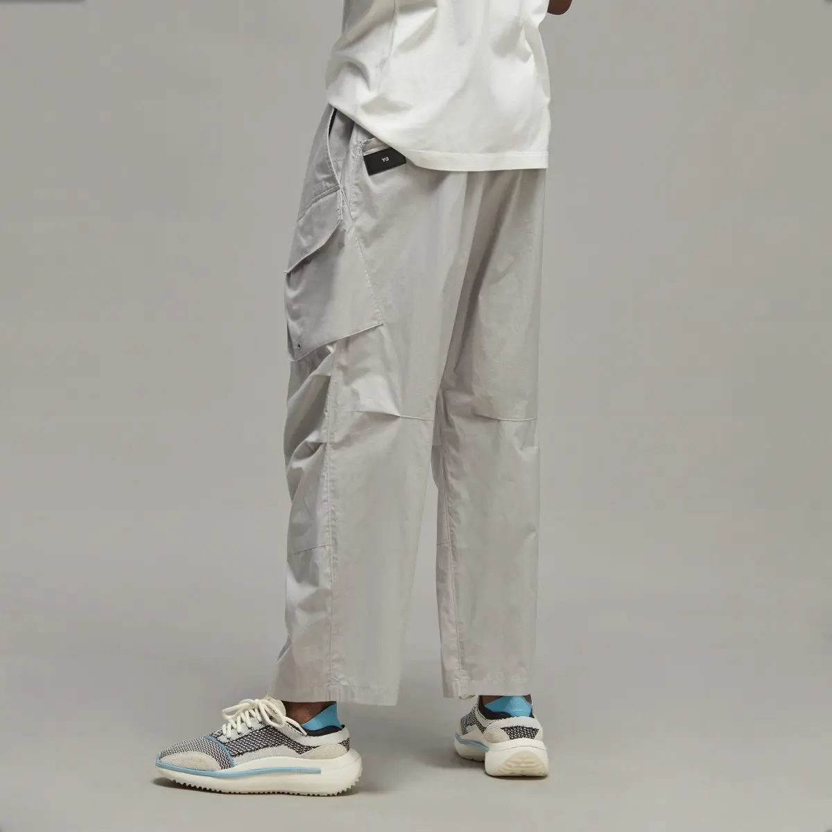 Adidas RIPSTOP PANTS. 2