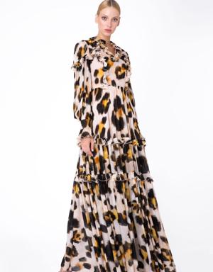 فستان شيفون طويل بتصميم الطبقات ونقشات جلد الفهد