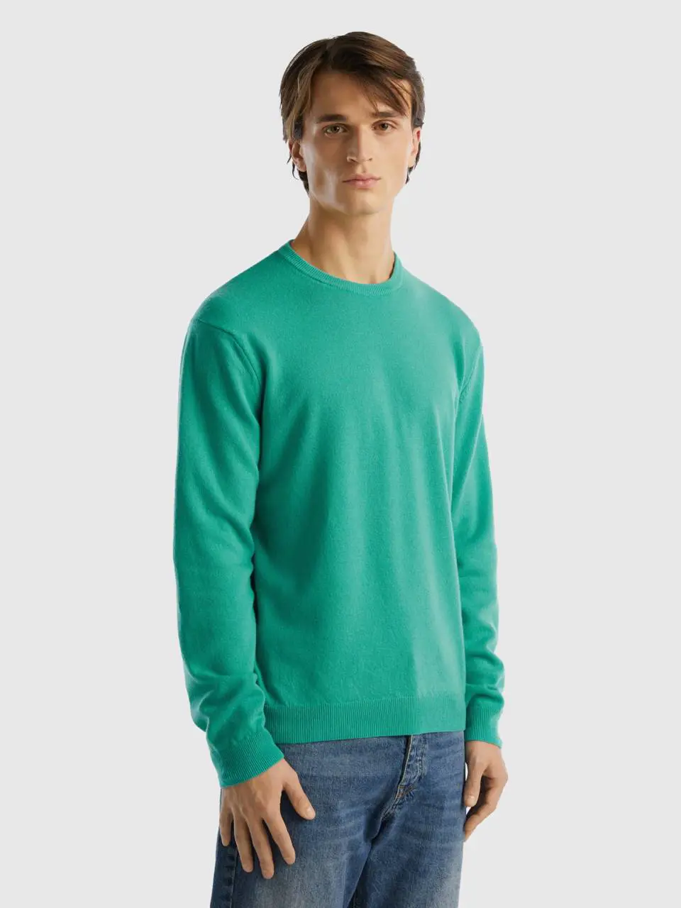Benetton light green crew neck sweater in pure merino wool. 1