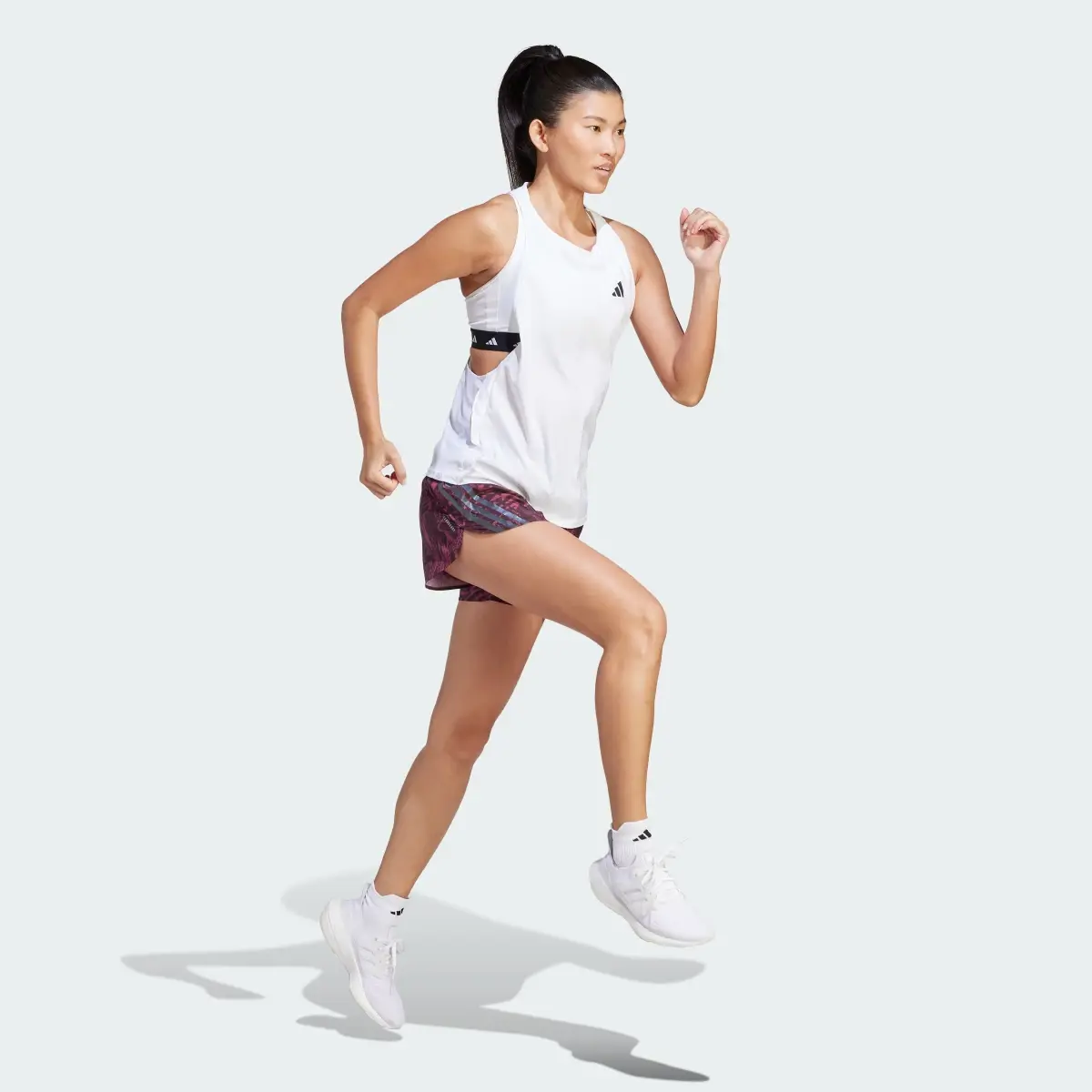 Adidas Run Icons 3-Streifen Allover Print Running Shorts. 3